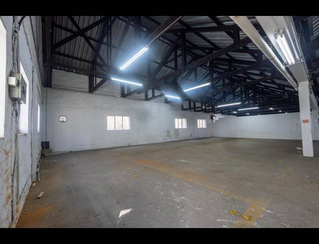BUSINESS PROPERTY TO RENT IN EAST LONDON CBD
